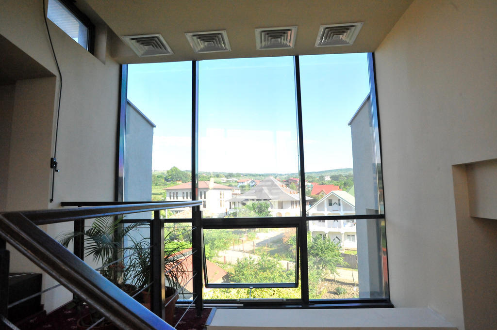Pensiunea Novis Iasi Extérieur photo