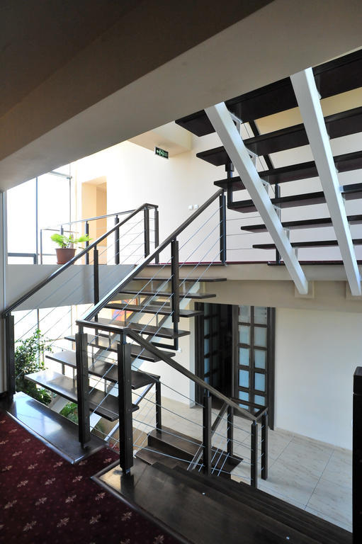 Pensiunea Novis Iasi Extérieur photo