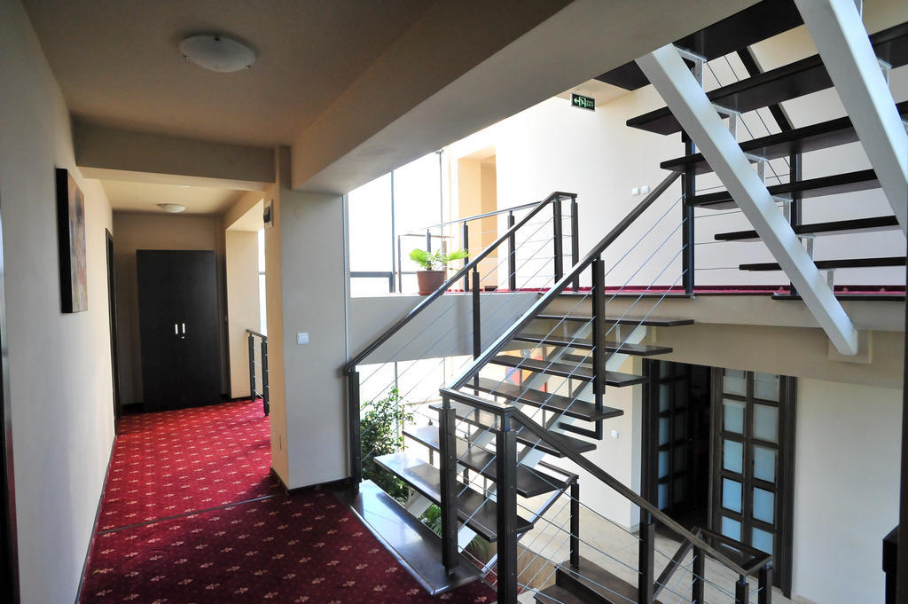 Pensiunea Novis Iasi Extérieur photo